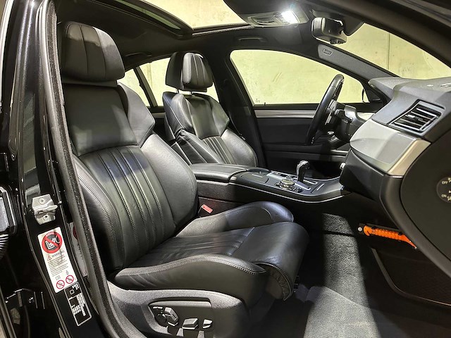 Bmw m5 f10 4.4 v8 560pk 2014 5-series, 3-zlj-94 - afbeelding 42 van  53