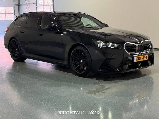 Bmw m5 touring full options 782pk 2026 (origineel-nl), kbb-43-f - afbeelding 50 van  60