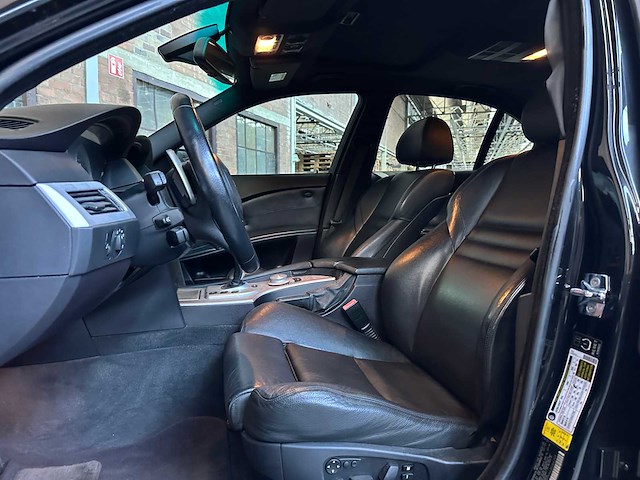 Bmw m5 v10 500pk 2006 - afbeelding 26 van  45