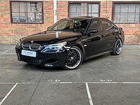 Bmw m5 v10 500pk 2006 - afbeelding 1 van  45