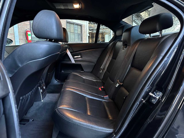 Bmw m5 v10 500pk 2006 - afbeelding 28 van  45