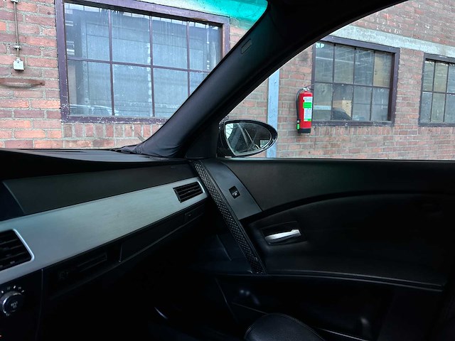 Bmw m5 v10 500pk 2006 - afbeelding 15 van  30