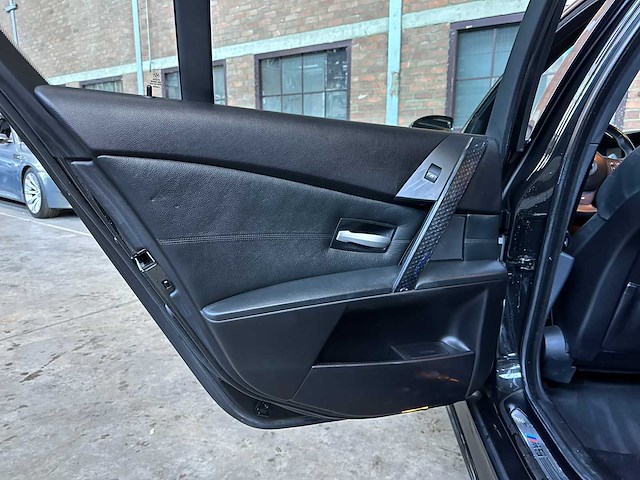 Bmw m5 v10 500pk 2006 - afbeelding 20 van  30