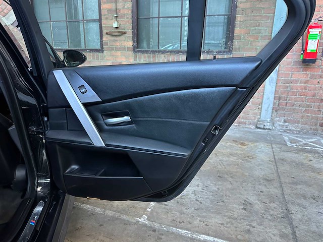 Bmw m5 v10 500pk 2006 - afbeelding 22 van  30
