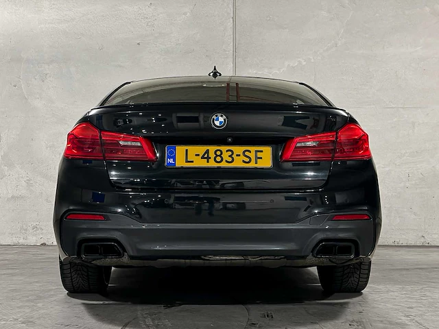Bmw m550i xdrive high executive 4.4 v8 462pk 2017 5-serie, l-483-sf - afbeelding 10 van  64