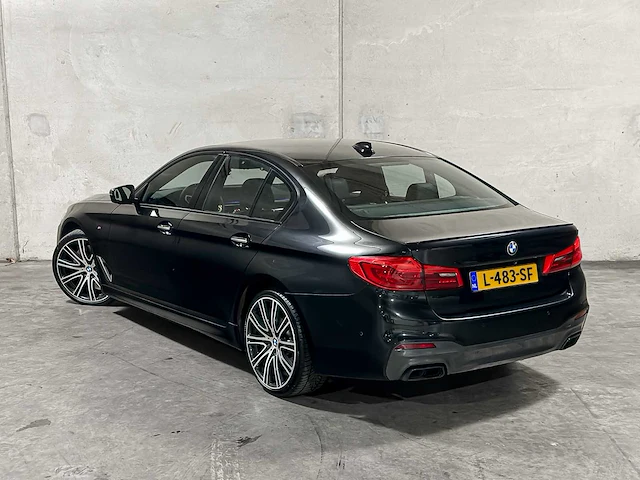 Bmw m550i xdrive high executive 4.4 v8 462pk 2017 5-serie, l-483-sf - afbeelding 15 van  64