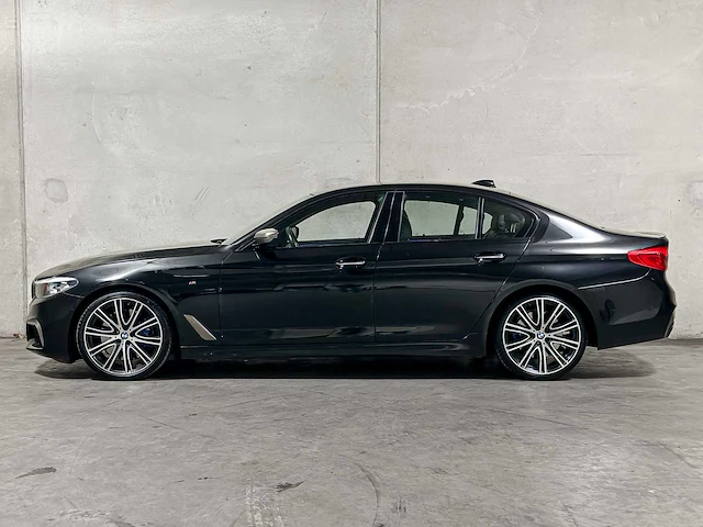 Bmw m550i xdrive high executive 4.4 v8 462pk 2017 5-serie, l-483-sf - afbeelding 17 van  64
