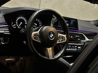 Bmw m550i xdrive high executive 4.4 v8 462pk 2017 5-serie, l-483-sf - afbeelding 19 van  64