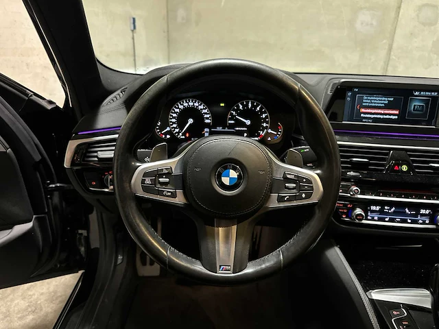 Bmw m550i xdrive high executive 4.4 v8 462pk 2017 5-serie, l-483-sf - afbeelding 20 van  64