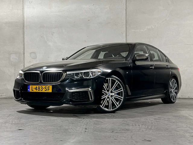 Bmw m550i xdrive high executive 4.4 v8 462pk 2017 5-serie, l-483-sf - afbeelding 34 van  64