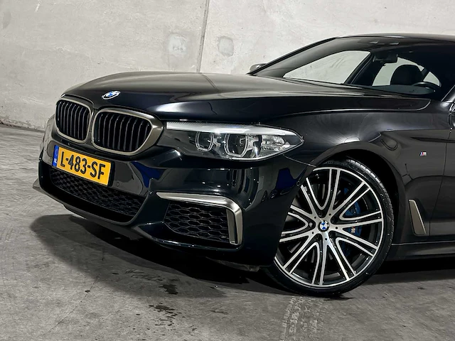 Bmw m550i xdrive high executive 4.4 v8 462pk 2017 5-serie, l-483-sf - afbeelding 54 van  64