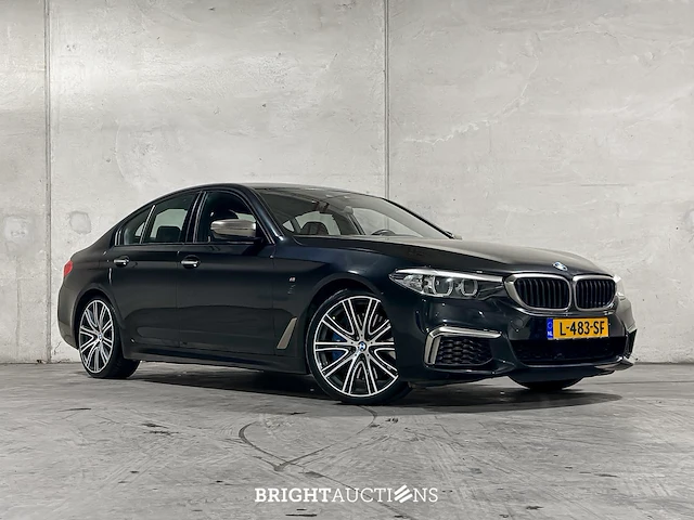 Bmw m550i xdrive high executive 4.4 v8 462pk 2017 5-serie, l-483-sf - afbeelding 3 van  64