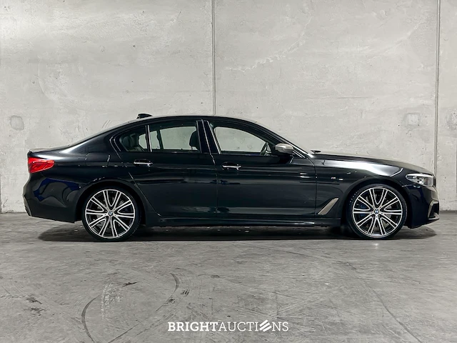 Bmw m550i xdrive high executive 4.4 v8 462pk 2017 5-serie, l-483-sf - afbeelding 6 van  64