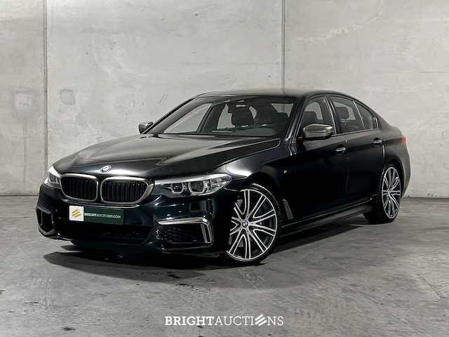 Bmw m550i xdrive high executive 4.4 v8 462pk 2017 5-serie, l-483-sf - afbeelding 1 van  64