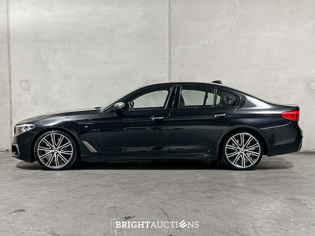 Bmw m550i xdrive high executive 4.4 v8 462pk 2017 5-serie, l-483-sf - afbeelding 17 van  64
