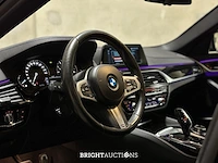 Bmw m550i xdrive high executive 4.4 v8 462pk 2017 5-serie, l-483-sf - afbeelding 18 van  64