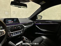 Bmw m550i xdrive high executive 4.4 v8 462pk 2017 5-serie, l-483-sf - afbeelding 21 van  64