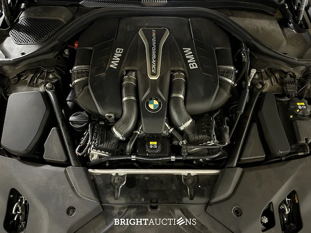 Bmw m550i xdrive high executive 4.4 v8 462pk 2017 5-serie, l-483-sf - afbeelding 52 van  64