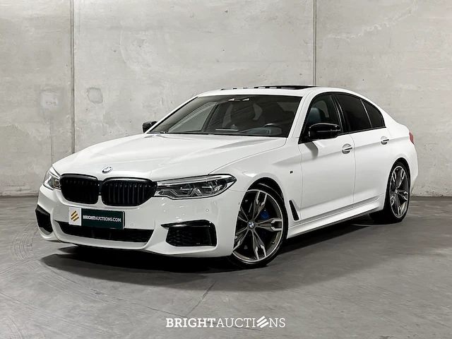 Bmw m550i xdrive high executive 462pk 2018 5-serie, kkp-44-r - afbeelding 1 van  66