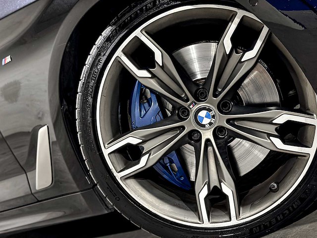 Bmw m550i xdrive high executive g30 462pk 2018 (origineel-nl), rs-253-r - afbeelding 64 van  65