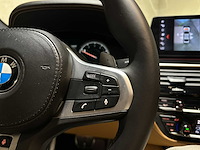 Bmw m550i xdrive high executive g30 462pk 2018 (origineel-nl), rs-253-r - afbeelding 26 van  65