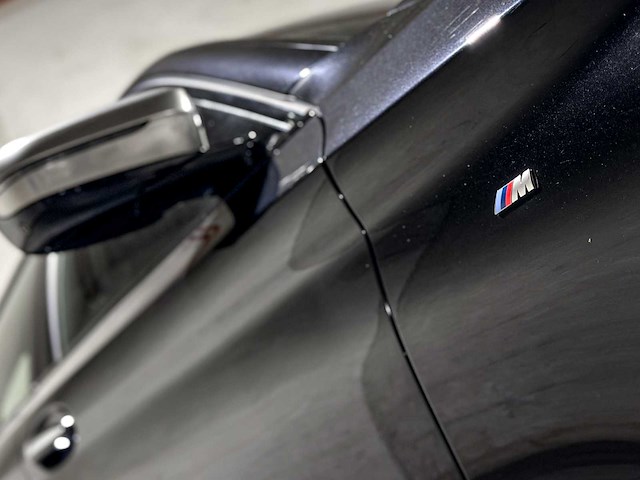 Bmw m550i xdrive high executive g30 462pk 2018 (origineel-nl), rs-253-r - afbeelding 2 van  65