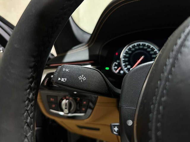 Bmw m550i xdrive high executive g30 462pk 2018 (origineel-nl), rs-253-r - afbeelding 33 van  65