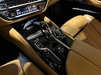 Bmw m550i xdrive high executive g30 462pk 2018 (origineel-nl), rs-253-r - afbeelding 36 van  65