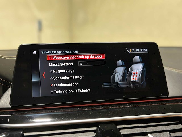 Bmw m550i xdrive high executive g30 462pk 2018 (origineel-nl), rs-253-r - afbeelding 42 van  65