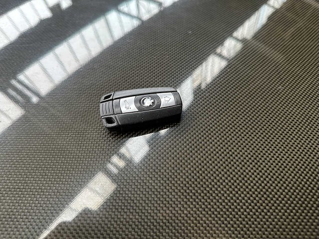 Bmw m6 5.0 v10 e63 507pk 2006 6-serie coupe youngtimer - afbeelding 39 van  39