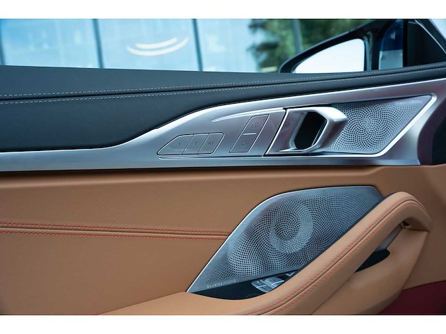 Bmw m850i gran coupé 4.4 v8 xdrive -the 8 x jeff koons- m-performance 530pk 2023 (1 van 99) (new) 8-serie (origineel-nl + 1e eigenaar) - afbeelding 87 van  117