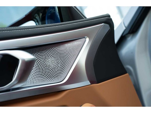Bmw m850i gran coupé 4.4 v8 xdrive -the 8 x jeff koons- m-performance 530pk 2023 (1 van 99) (new) 8-serie (origineel-nl + 1e eigenaar) - afbeelding 88 van  117