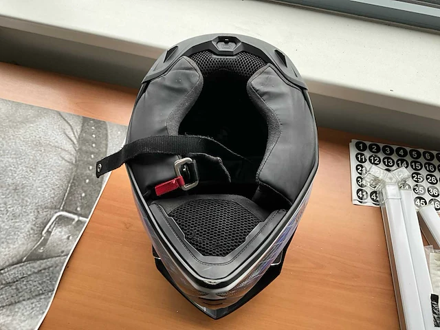 Bmw motorhelm - afbeelding 4 van  4