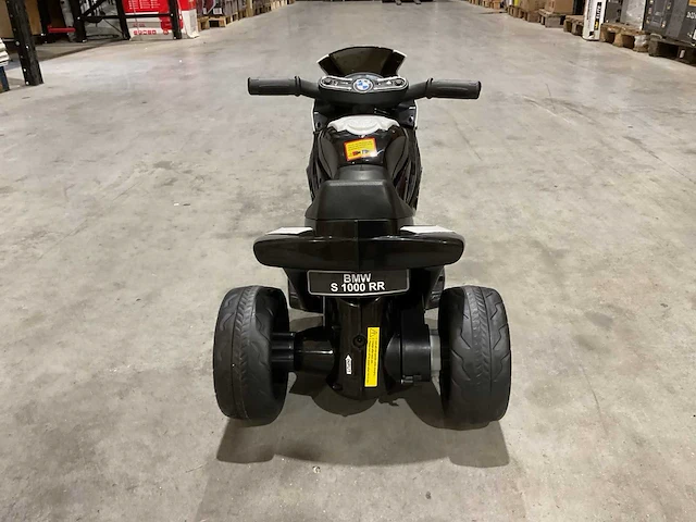 Bmw s1000rr elektrische kindermotor - afbeelding 13 van  14