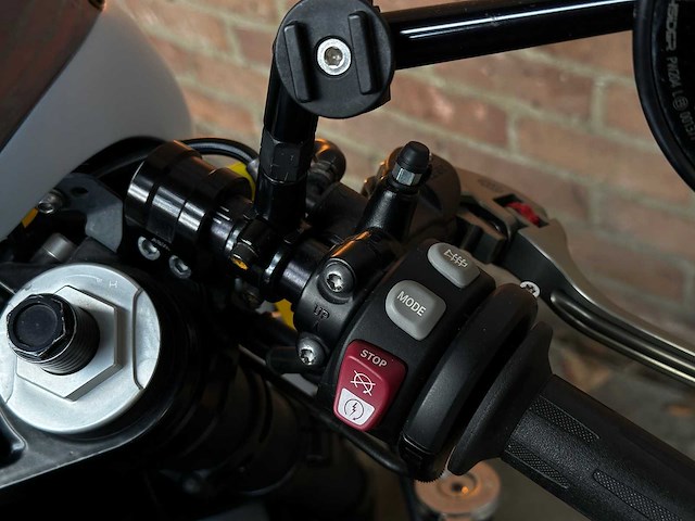 Bmw s1000rr hp4 cafe racer 193pk 2013 - afbeelding 13 van  24