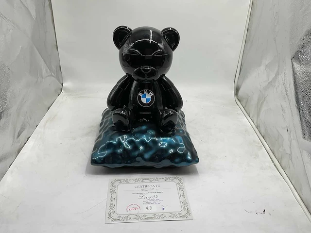 Bmw sculptuur - afbeelding 3 van  6