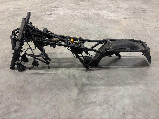 Bmw tour k 75 special motorfiets frame op kenteken - afbeelding 4 van  8