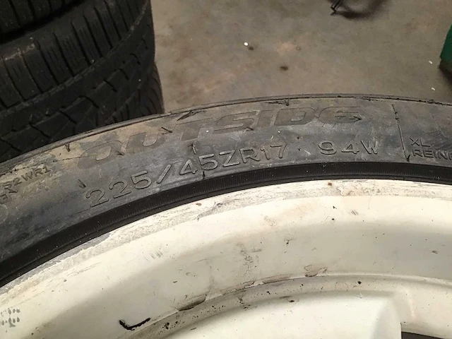 Bmw velgen met slikbanden (4x) - afbeelding 3 van  3