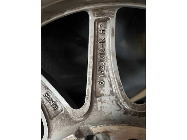 Bmw velgen/winterbanden 16 inch - afbeelding 4 van  4