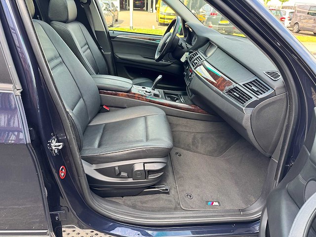 Bmw x reihe x5 3.0d x-drive v-366-dl - afbeelding 21 van  22