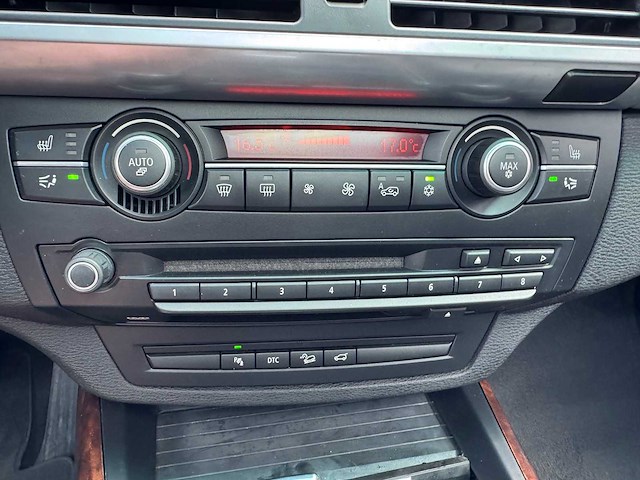 Bmw x reihe x5 3.0d x-drive v-366-dl - afbeelding 16 van  26
