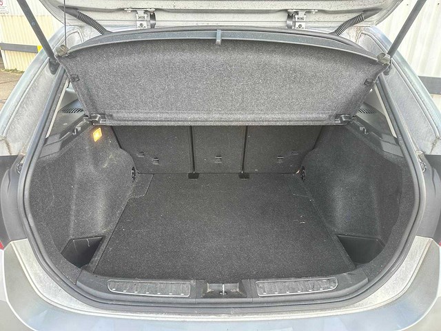 Bmw x1 -sdrive20i limited series automaat; 9-xgk-94 - afbeelding 7 van  20