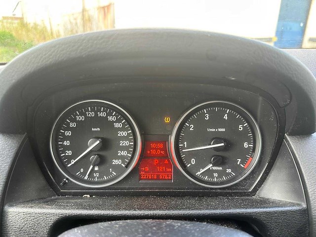 Bmw x1 -sdrive20i limited series automaat; 9-xgk-94 - afbeelding 13 van  20