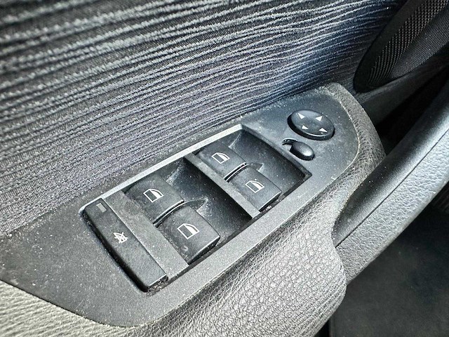 Bmw x1 -sdrive20i limited series automaat; 9-xgk-94 - afbeelding 9 van  21