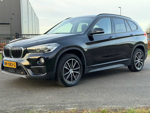 Bmw x1 sd18i cent hi exe 2016 | nv-083-g iaw - afbeelding 1 van  18