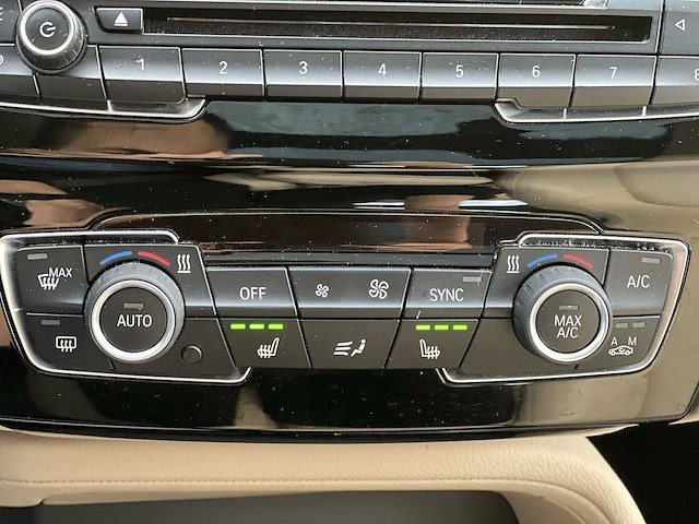 Bmw x1 sdrive 20i advantage 2016 | f5-72-97 - afbeelding 17 van  33