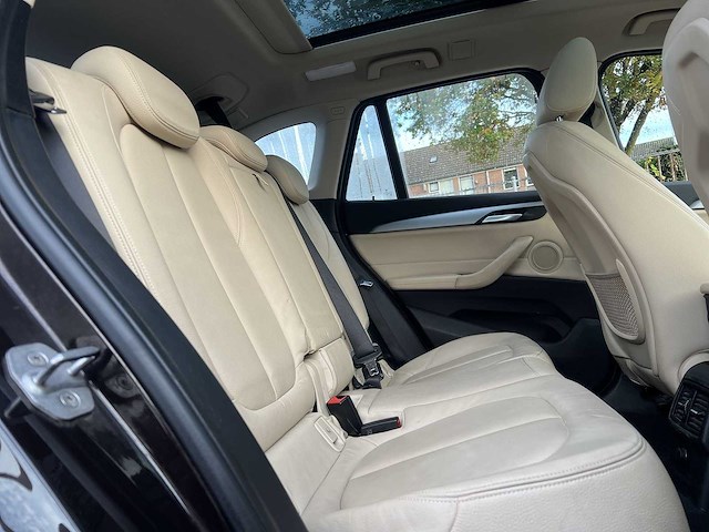 Bmw x1 sdrive 20i advantage 2016 | f5-72-97 - afbeelding 20 van  27