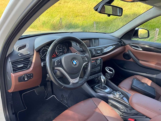 Bmw x1 sdrive16d chrome l sport automaat* 8-klg -72 - afbeelding 10 van  20