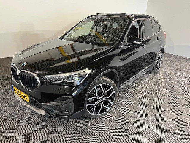Bmw x1 sdrive18d exec. edition, l-355-hs - afbeelding 1 van  26