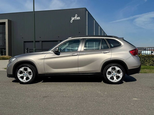 Bmw x1 sdrive18i 2010 | g-993-vx iaw - afbeelding 10 van  23